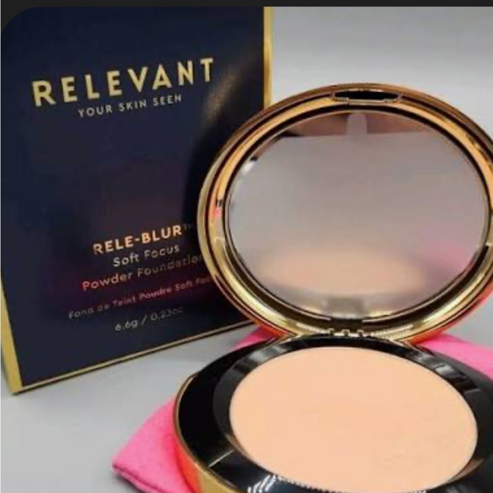 Soft Focus Powder Foundation - Grace 25